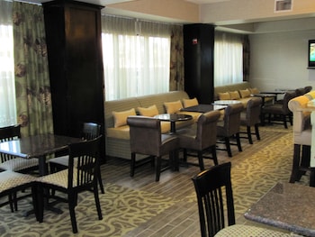 hampton inn lindale tyler
