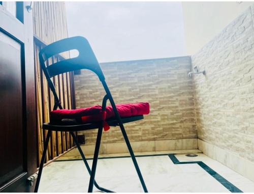 bluo studio4 golf course road gym balcony lift