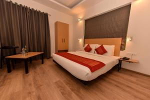 Hotel Admire Inn Vashu