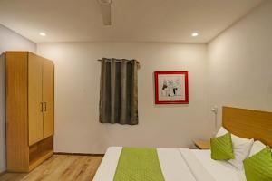 hotel admire inn vashu