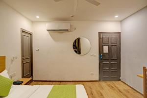 hotel admire inn vashu