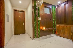 hotel crown