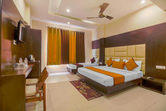 hotel crown