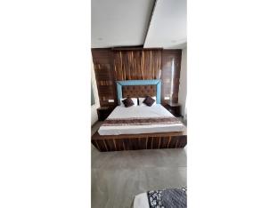 hotel five seasons