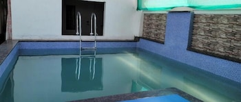 Hotel Five Seasons,Varpal>>Amritsar,2 star