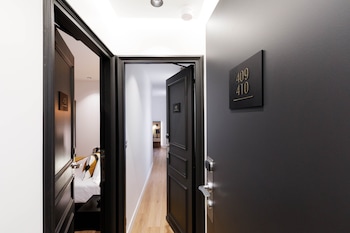 hotel star champs elysees
