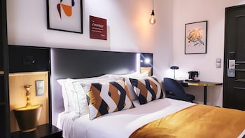hotel star champs elysees