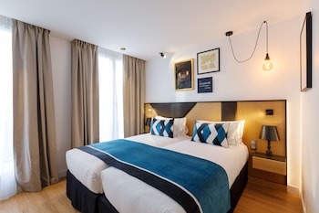 hotel star champs elysees