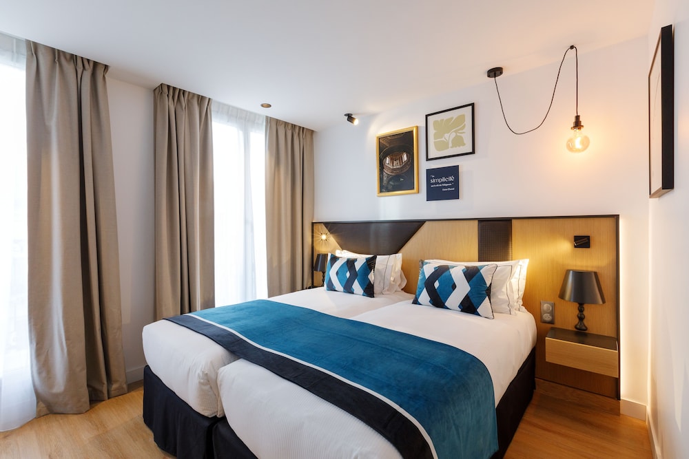 hotel star champs elysees