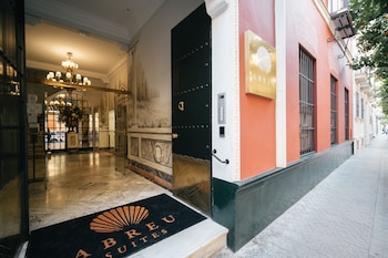 apartamentos abreu suites