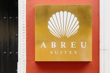 apartamentos abreu suites