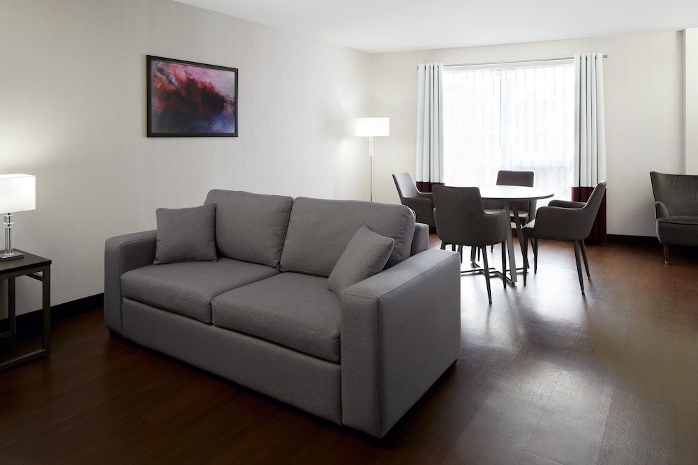 four points by sheraton levis convention centre