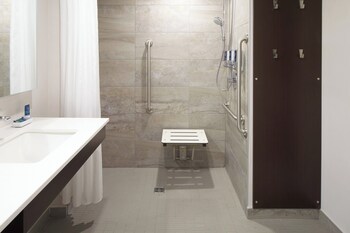 four points by sheraton levis convention centre