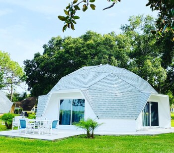 studio 02 lake sumner