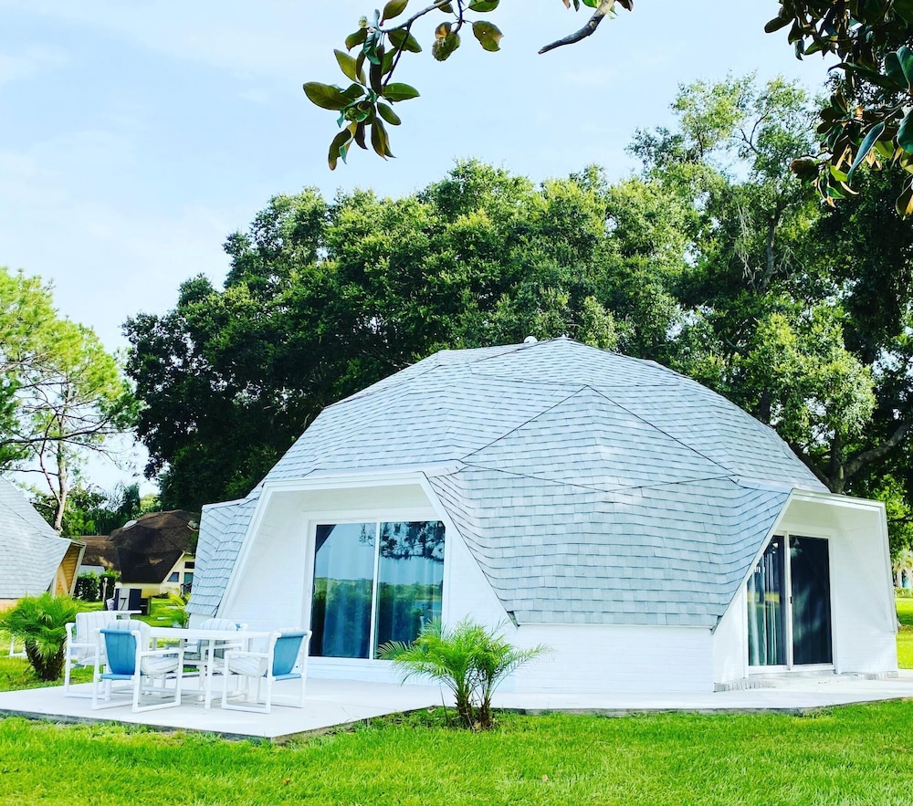 studio 02 lake sumner