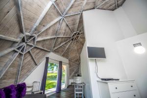 studio 02 lake sumner