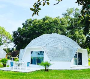 studio 02 lake sumner