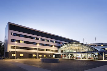 Hotel Oceania Paris Roissy Cdg,Le Mesnil-Amelot>>Chatres,4 star