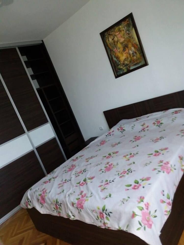 apartments grande house