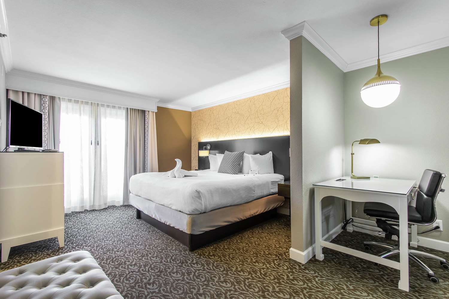the burgundy hotel tapestry collection by hilton