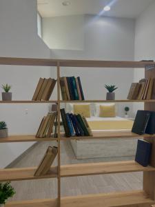 Menua,Geghanist>>Yerevan,2.5 star