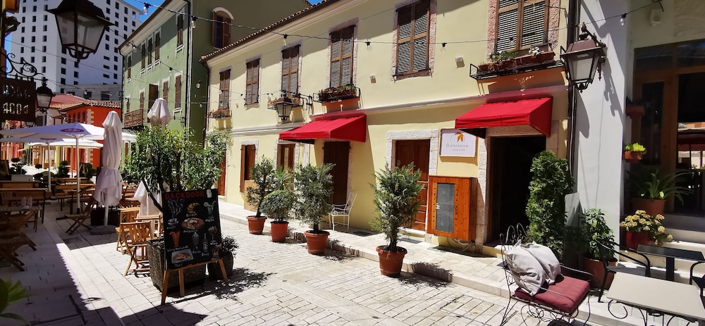 bohemian boutique suites