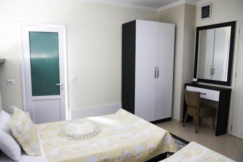 vila leo lux