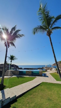 guayacanes