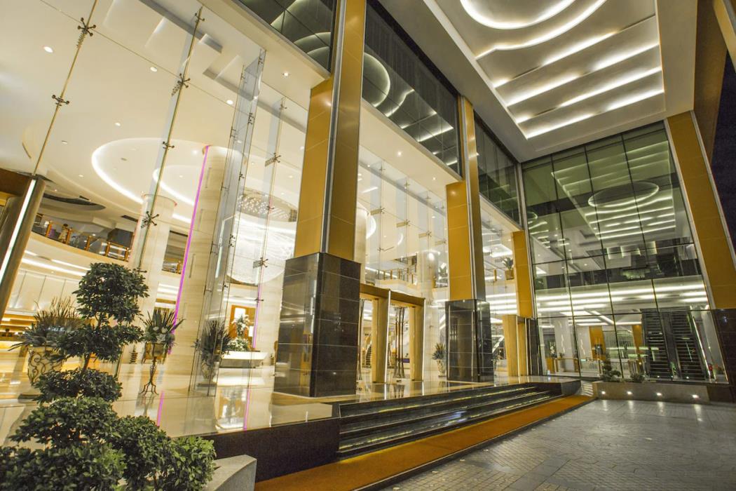 the grand fourwings convention hotel