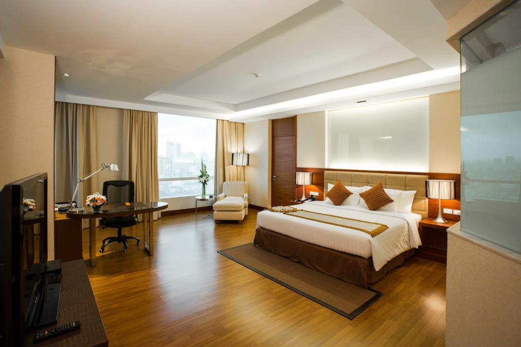 the grand fourwings convention hotel