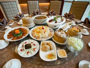 the grand fourwings convention hotel