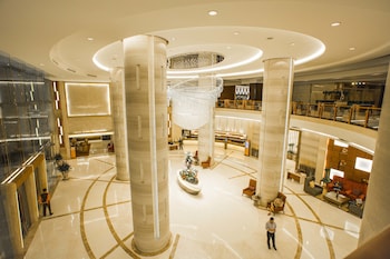 the grand fourwings convention hotel