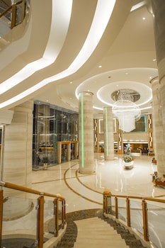 the grand fourwings convention hotel