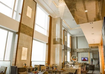 the grand fourwings convention hotel