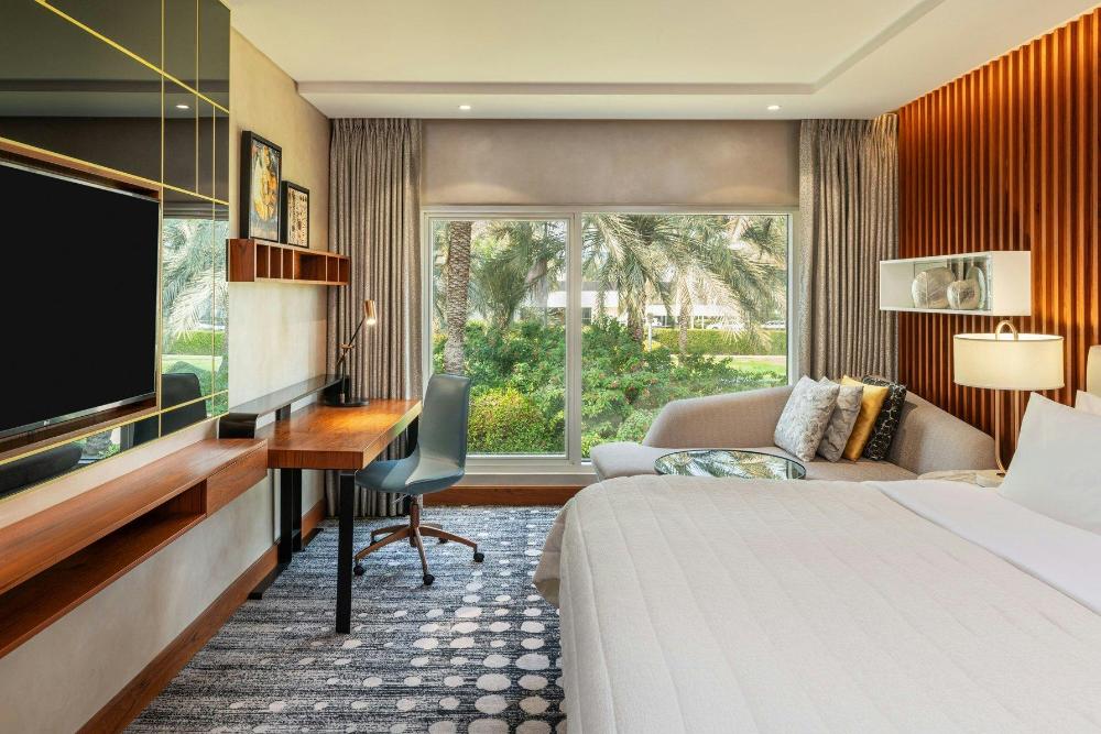 le meridien dubai hotel and conference centre