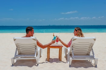 privilege aluxes isla mujeres adults only