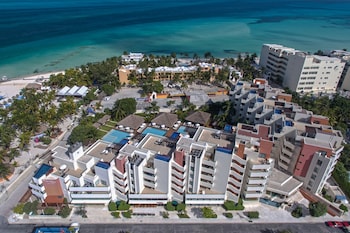 privilege aluxes isla mujeres adults only