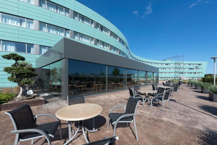 barcelona airport hotel