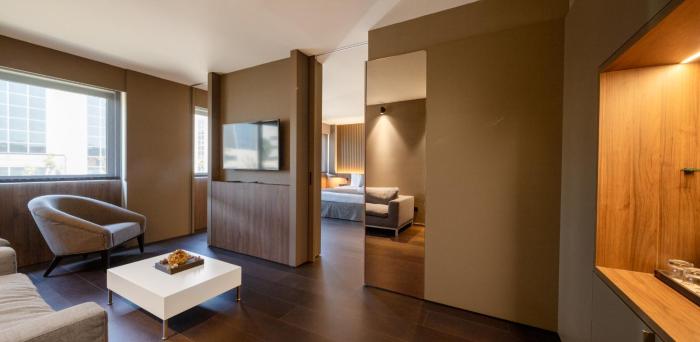 barcelona airport hotel