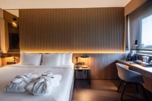 barcelona airport hotel