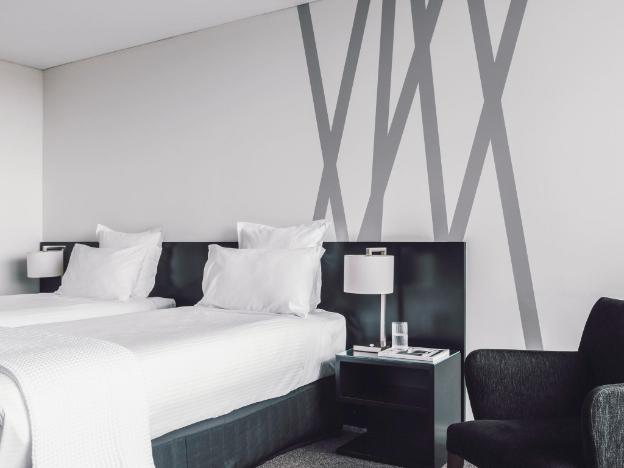 quay west suites melbourne