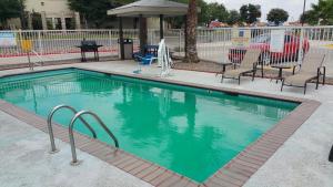 Motel 6 Eagle Pass, Tx - Lakeside,Eagle Pass>>Cotulla,2 star