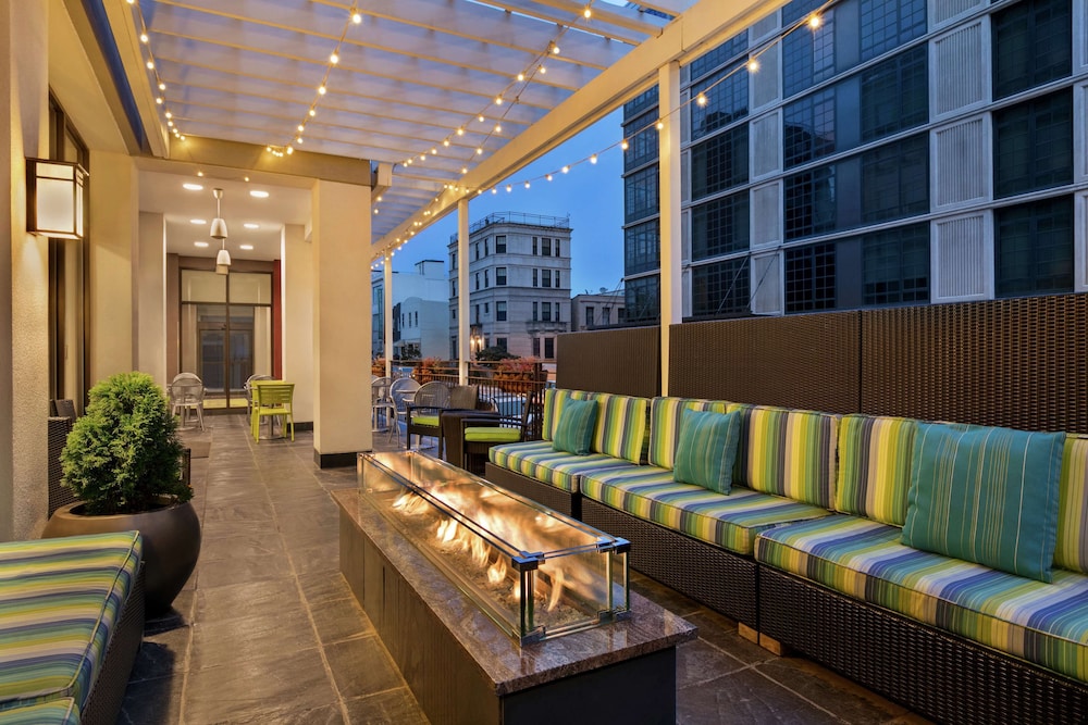 home2 suites by hilton ny long island city manhattan view