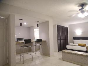 Caribe Internacional Cancun,Puerto Morelos>>Cancun,3 star