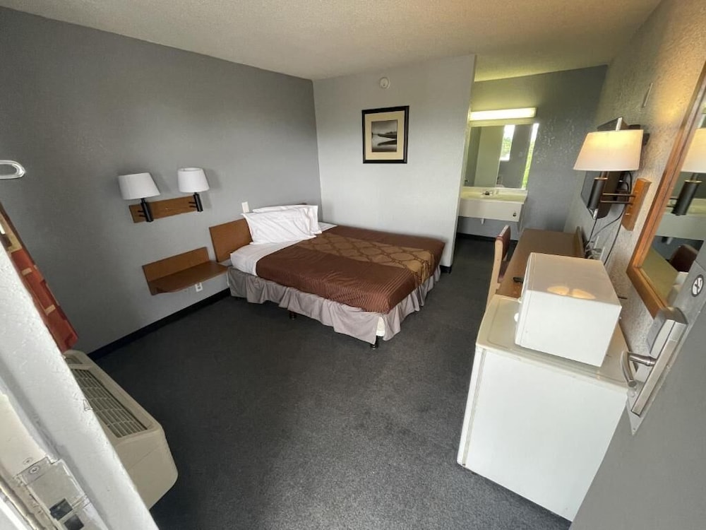 rodeway inn albuquerque