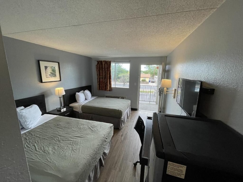 rodeway inn albuquerque