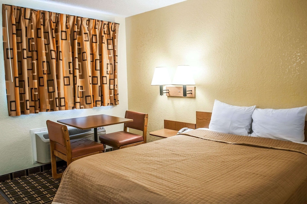 rodeway inn albuquerque