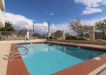 rodeway inn albuquerque