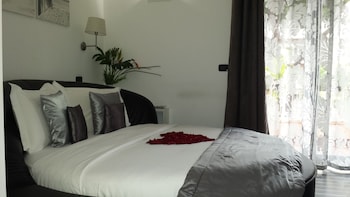 Gregorio Vii Luxury Suites,Via Gregorio Vii 407,3 star