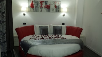 Gregorio Vii Luxury Suites,Via Gregorio Vii 407,3 star